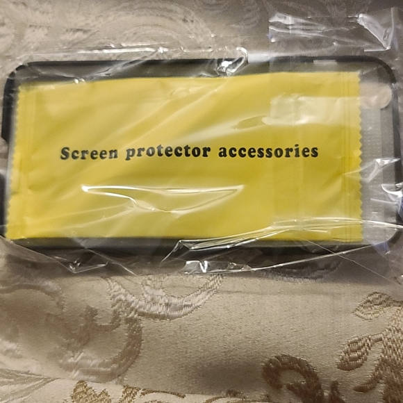 NEW..Apple iPhone 11 Pro Case w/Screen Protecto - Picture 2 of 2